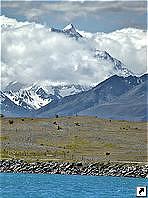   ,   (Aoraki/Mount Cook National Park),  .