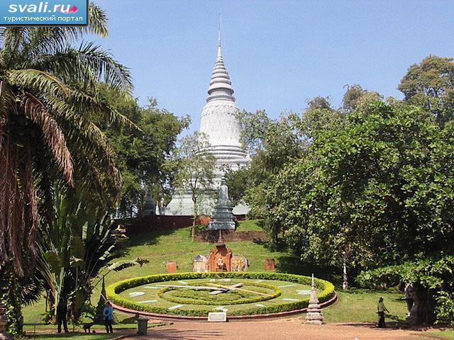 ��� ���� (Wat Phnom), ����-���� (Phnom Penh), ��������.