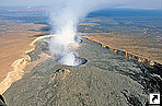 Вулкан Эрта-Але (Erta Ale) до 23 ноября 2010 года, впадина Данакиль, Додом, Эфиопия.