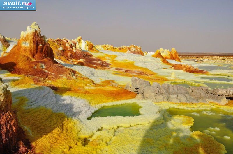 ������ ����� (Dalol) �������� �� ������� �������� (Hamd Ela), ������� �������� (Danakil Depression), �������.