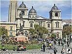 Собор на площади Мурильо (Murillo), Ла-Пас (La Paz), Боливия.
