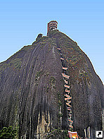Гуатапе, скала Пеньол, Колумбия.