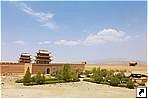 Крепость Цзяюгуань (Jiayuguan), самая западная точка Великой Китайской стены. Китай.