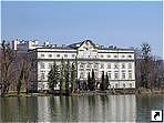 Дворец на озере, Зальцбург, Австрия.