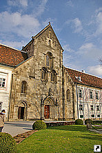 Церковь Аббатства Хайлигенкройц (Heiligenkreuz Abbey), Венский лес, Австрия.