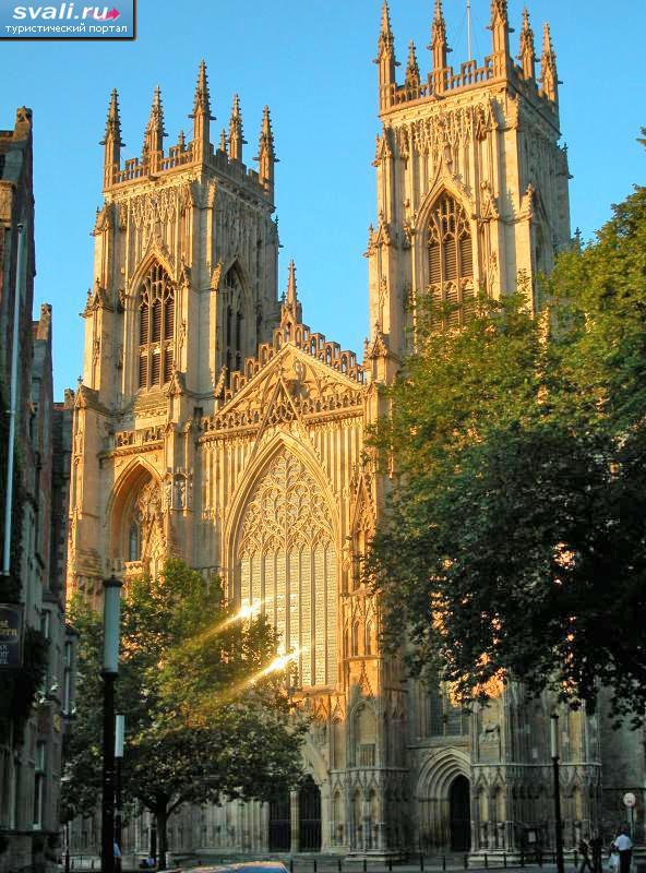     (York Minster), , , .