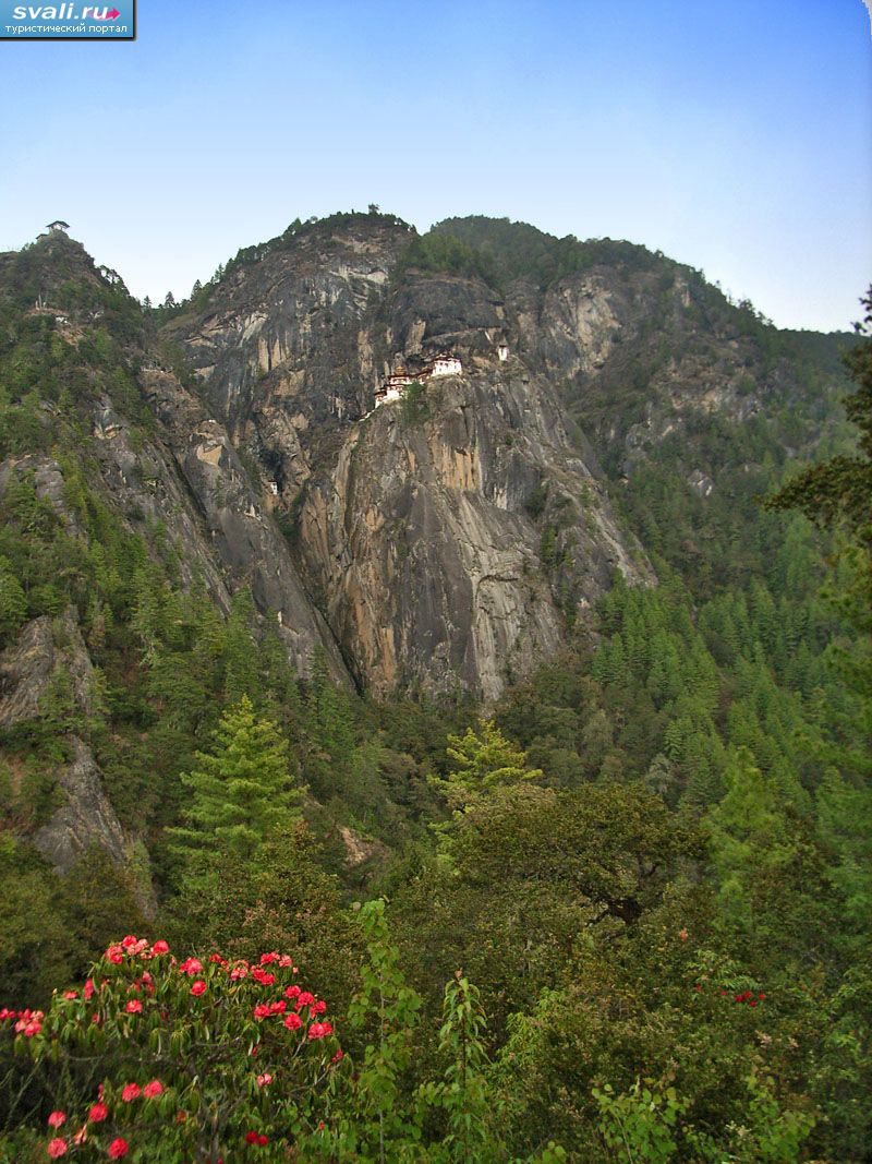 Монастырь Таксанг-Лаханг-Дзонг ("Логово тигра", Takstang Monastery), 10 км от Паро (Paro), Бутан.