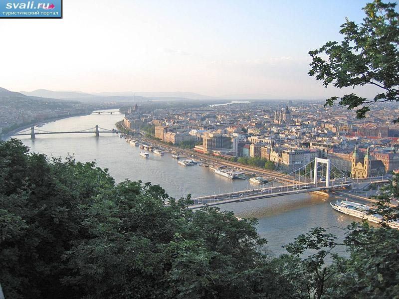 Вид из района Буда, Будапешт, столица Венгрии.
