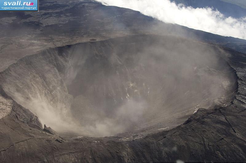  --- (Piton de la Fournaise), , .