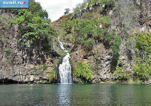  ڣ     (Bassin Cormoran), , .