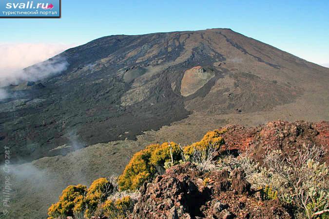������ �����-��-��-����� (Piton de la Fournaise), �������, �������.