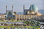 Площадь Имама Хомейни и мечеть Имама, Исфахан, Иран.