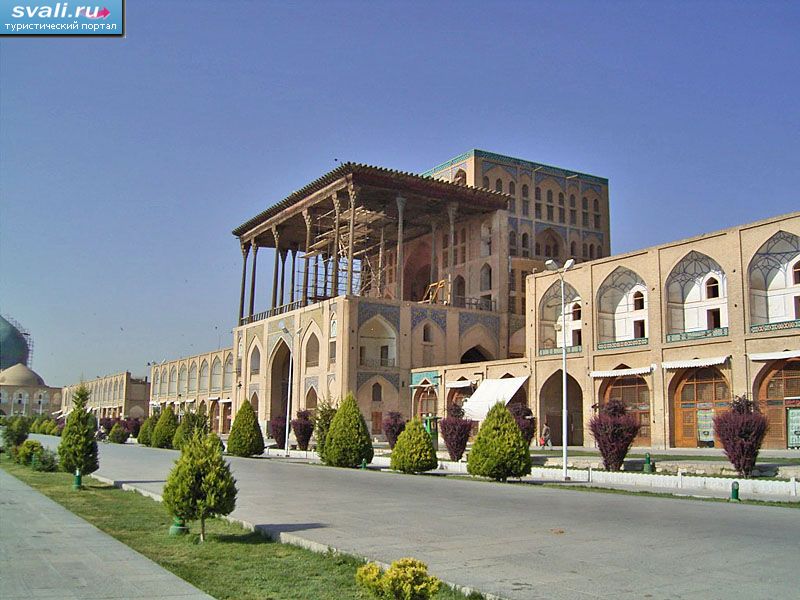 Дворец Али-Капу, Исфахан, Иран.