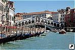 Мост Риалто (Ponte di Rialto), Венеция, Италия.