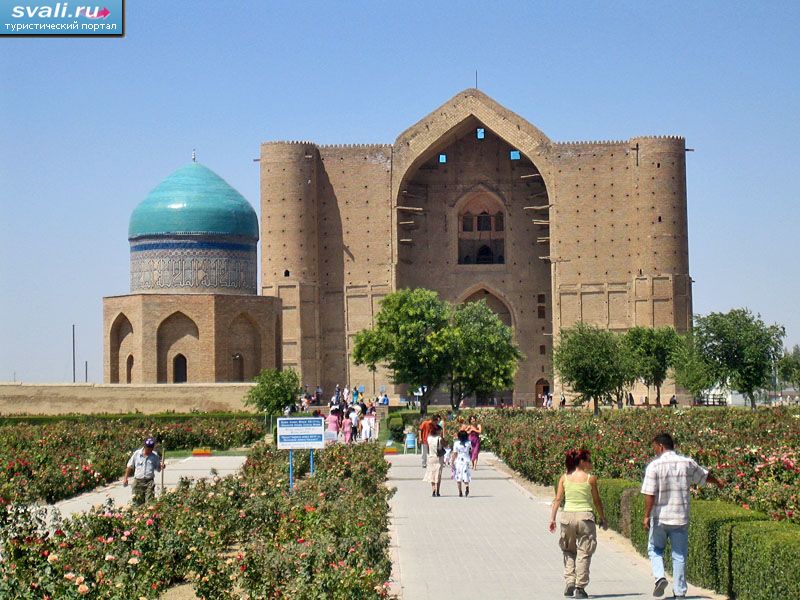 Мавзолей Ходжы Ахмеда Яссави, Туркестан, Казахстан.