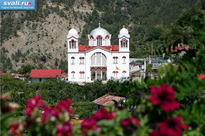 ������������ ������� � ����������� ����� (Troodos Mountains), ����.