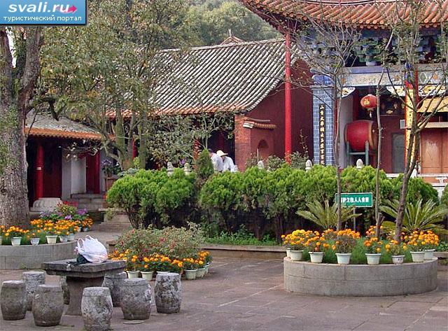 ���� ������� (Yuantong), ������� (Kunming), ��������� ������� (Yunnan), �����.