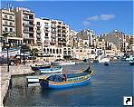 Spinola Bay, Мальта.