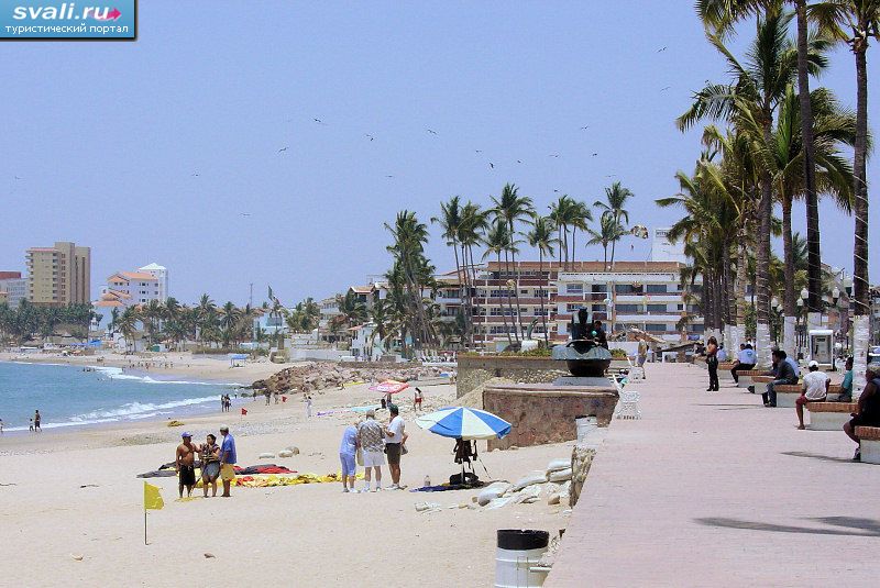 ���� � ����� �������� (Banderas Bay), ������-�������� (Puerto Vallarta), �������.