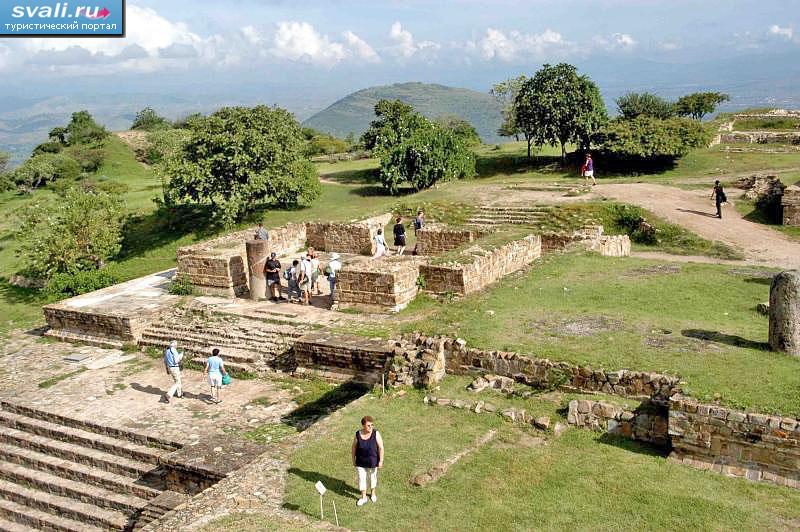   (Monte Alban), .