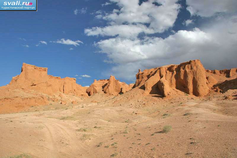   (Flaming Cliffs),  , .