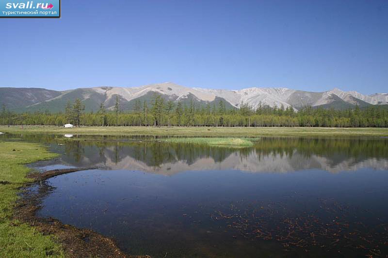 Озеро Хубсугул, центральная часть Монголии.