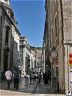 Улица Rua do Sao Nicolau, Лиссабон, Португалия.