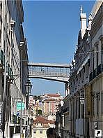 Улица Rua do Carmo, Лиссабон, Португалия.