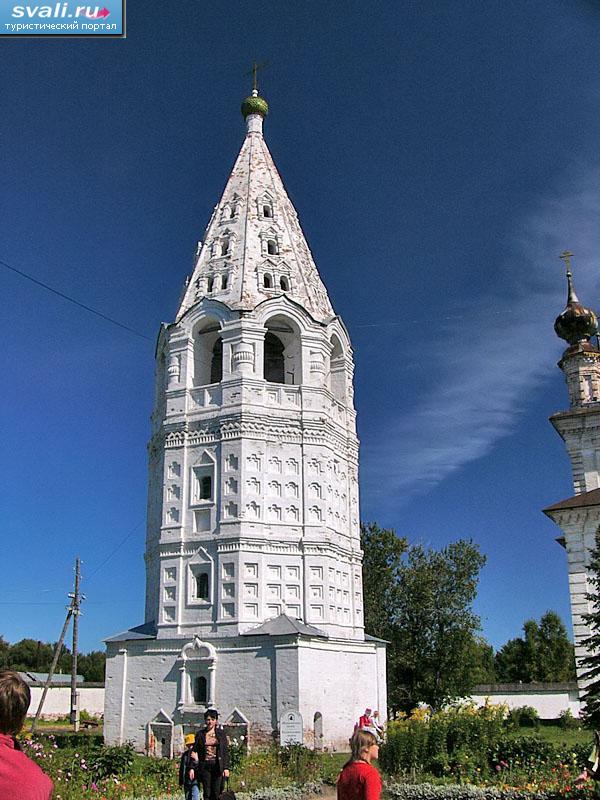Шатровая колокольня, Михайло-Архангельcкий монастырь, Юрьев-Польский, Россия.