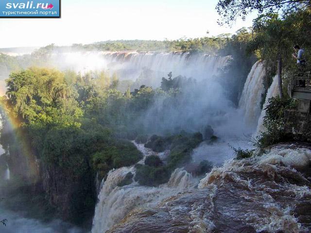   (Iguazu Falls), .