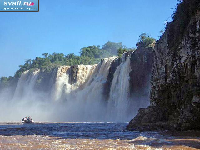      (Iguazu Falls), .