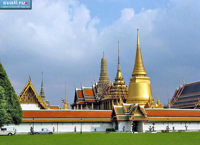    (Wat Phra Kaeo),    , .