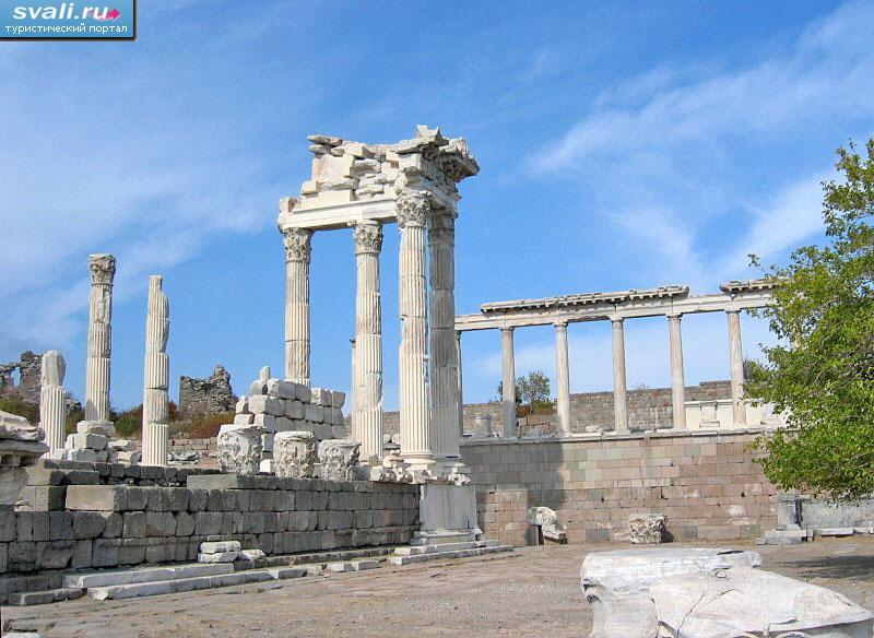 Пергамский акрополь, Бергам, Турция.
