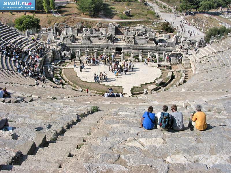 Малый амфитеатр, руины Эфеса, Турция.