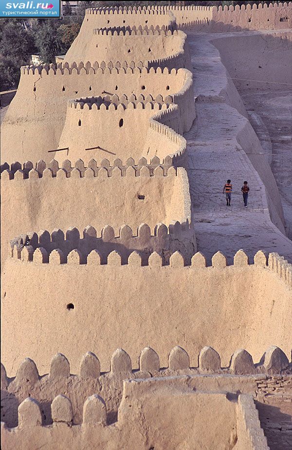 Крепостные стены Ичан-Кала (внутренний город), Хива, Узбекистан.