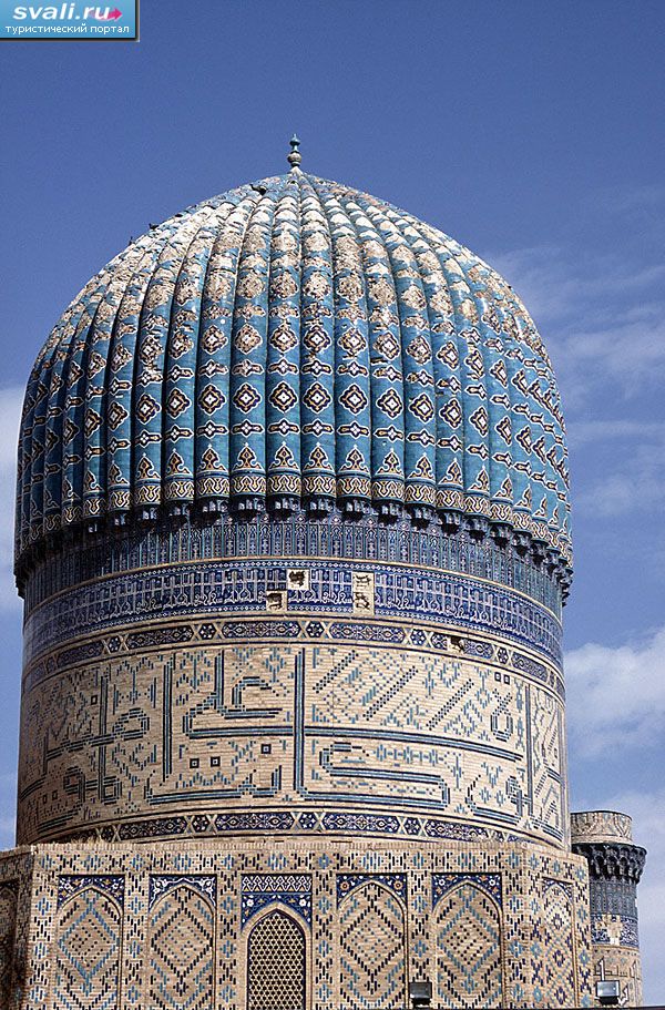 Мечеть Биби-Ханым, Самарканд, Узбекистан.