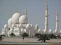 Мечеть шейха Зайеда в Абу-Даби, ОАЭ. (700x525 147Kb)