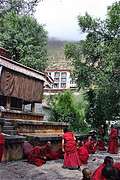 Монастырь Сера (Sera). Тибет. Китай. (533x800 122Kb)