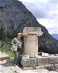 Священная площадь в Дельфах, Греция. (319x401 57Kb)