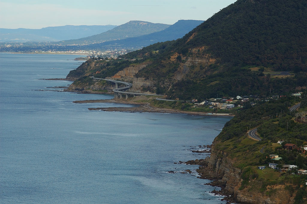 Sea Cliff Bridge � ������� Lawrence Hargrave Memorial, NSW, ����� Wollongong, ���������.