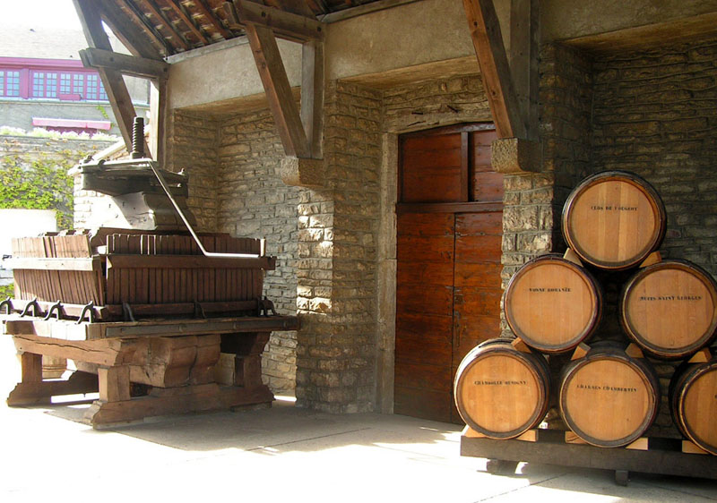 Burgundy, �������.