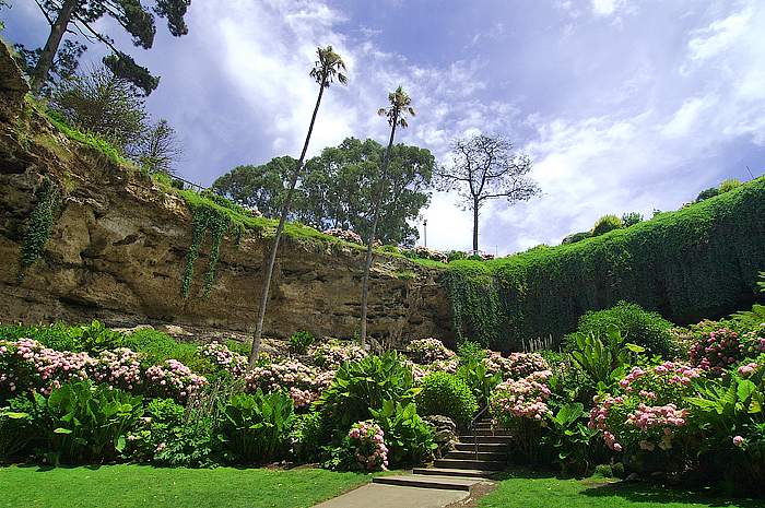 "Umpherston Sinkhole"  "The Sunken Garden", Mount Gambier,  .